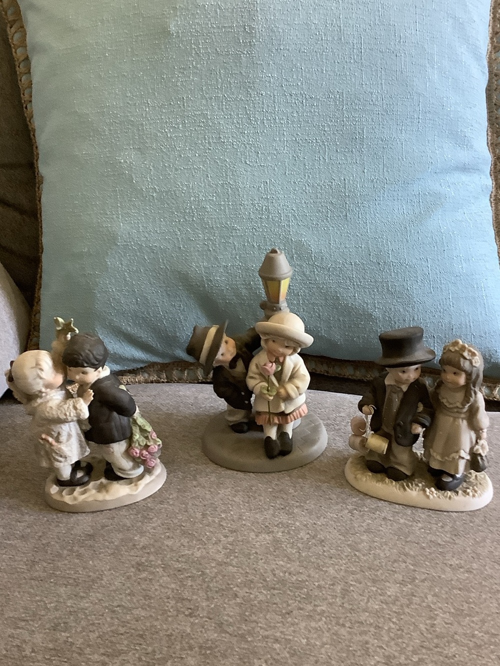 Vintage-Style Porcelain Child Figurine Sets in Soft Pastels